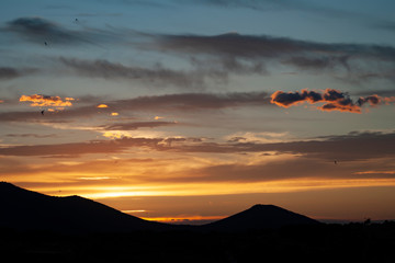 Puesta de sol con nubes