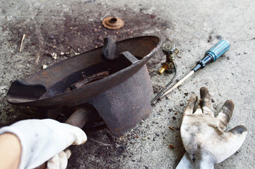 Gloves, wear safety gloves