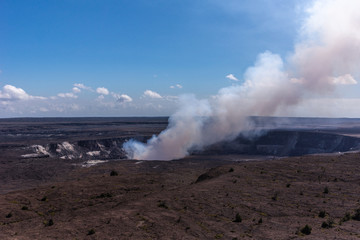 Full cricle Halemaumau crater, Kilaeuea volcano, Hawaii,, USA.