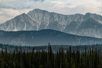 Fototapeta na wymiar Banff Mountains