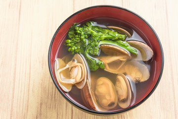 春の味覚　浅蜊のすまし汁