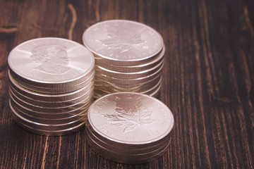 Maple leaf silver, canadian fine silver ounce. coin made of pure silver, valuable for coin collectors, 1 OZ