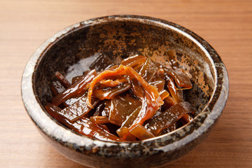 わかめと椎茸の煮物