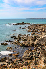 Plouhinec. La cote dans la baie d'Audierne. Finistère. Bretagne