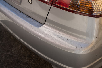 車のボディに付いた汚れ(リアバンパー②)
