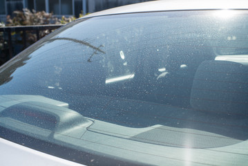 車のガラスについた汚れ