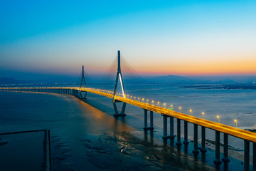 Fototapeta na wymiar Chinese bridge