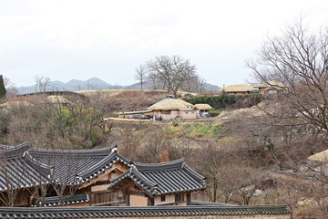 양동마을입니다우리것을보존하기위해많이노력하는곳입니다