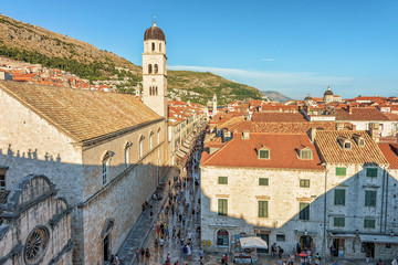 Rooftop view on Stradun Street and people Old city Dubrovnik - obrazy, fototapety, plakaty