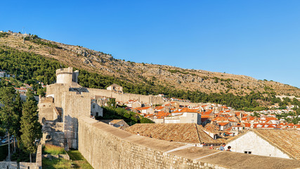 Obraz premium Old City Walls and Fort Minceta in Dubrovnik