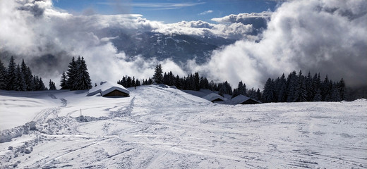 piste de ski dans les Alpes
