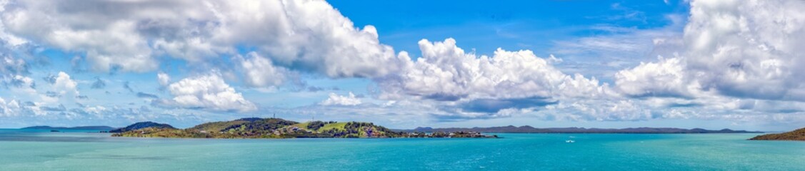Panoramic view of the Thursday Island in the Torres Strait at the most northern part of Australia. - obrazy, fototapety, plakaty