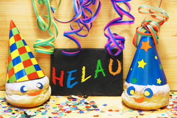 Karneval, Fasching, Fastnacht, Tafel mit Schrift "Helau"