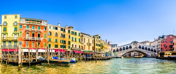 Fotobehang rialtobrug in Venetië - Italië © fottoo