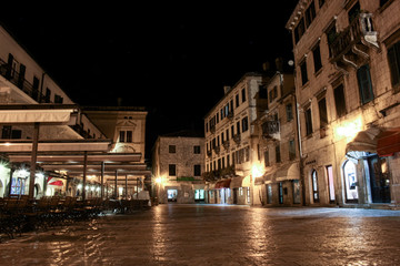 Fototapeta premium Main Kotor square empty
