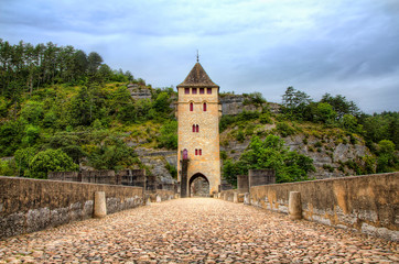 Fototapeta na wymiar Pont Valentre in Cahors, France