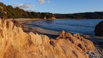 coucher de soleil sur la plage - Corse France