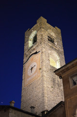 Obraz premium ITALY, LOMBARDY, BERGAMO (CITTA ALTA) - 05.02.2020: Bergamo Citta Alta, Piazza Vecchia