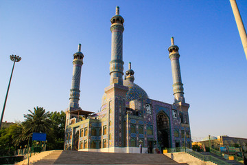 Bandar Abbas, Iran - May 22, 2017: Emam Zadeh Seyed Mozaffar Mosque is the most favorite mosque in Bandar Abbas. Religious architecture of Iran. Four high minater