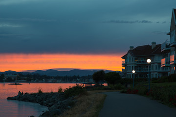 Fototapeta premium Sunset Looking West from Westsong Walkway