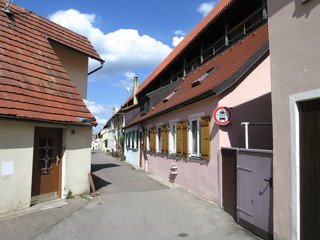Stadtmauer mit Kasarmen in Nördlingen
