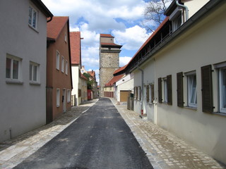 Fototapeta na wymiar Reimlinger Tor und Kasarmen in Nördlingen