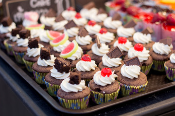 Cupcake Chocolate White whipped cream and berries