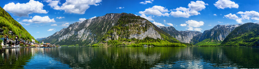 Panorama of Hallstatt village and Hallstatter See, Austria