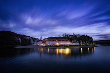 Kloster Weltenburg zur blauen Stunde