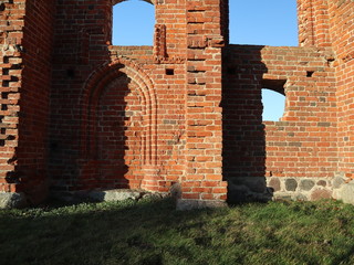 Reste einer Kirche in Hoff, Polnische Ostsee