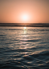 oceano al atardecer