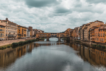 Fototapeta premium ponte vecchio in florence