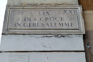 nomi delle strade e piazze di roma,italia