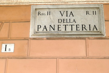 nomi delle strade e piazze di roma,italia