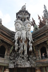 Fototapeta na wymiar Sanctuary of Truth, Pattaya, Thailand