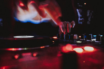 Fast Hands DJ