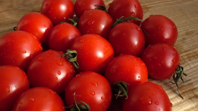 Cherie's tomatoes. Shooting in the movement.