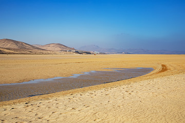 Playa Jandia. Jandia Beach, Fuerteventura. The best beach for windsurfing and kitesurfing in Jandia. Sand dunes, relief. 