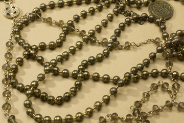 Fototapeta na wymiar set of necklaces and bead accessory background 