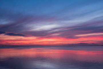 Naklejka na ściany i meble Sunset on the atlantic ocean. Florida, USA