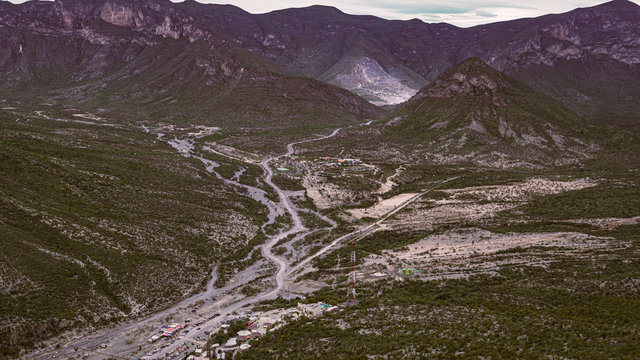 monta&ntilde;a