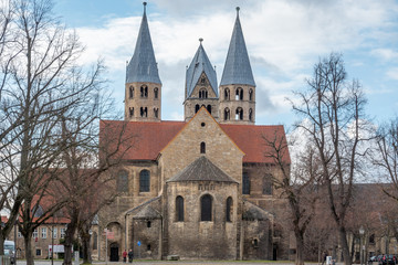 Obraz premium Liebfrauenkirche in Halberstadt