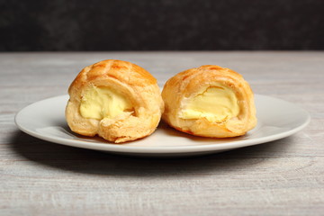 Cream horn