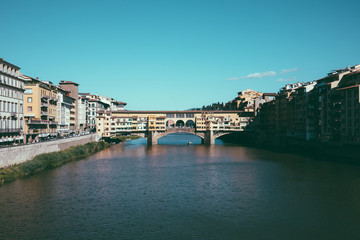 Fototapeta premium Panoramic view on Ponte Vecchio (Old Bridge)