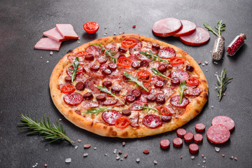 Pepperoni Pizza with Mozzarella cheese, salami and ham