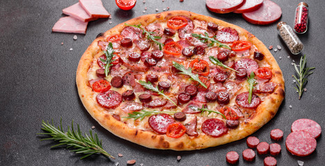 Pepperoni Pizza with Mozzarella cheese, salami and ham