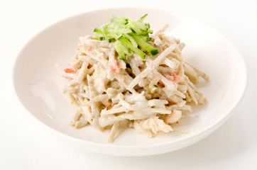 ゴボウと茹で鶏のサラダ