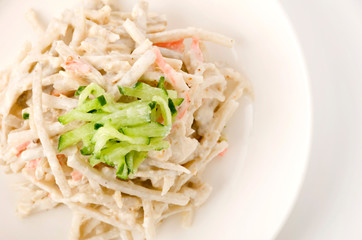 ゴボウと茹で鶏のサラダ