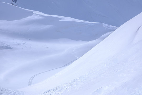 Scialpinismo nelle Alpi Svizzere