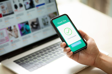 Using Laptop Online Shopping Payment Option Successful and Continue Shopping